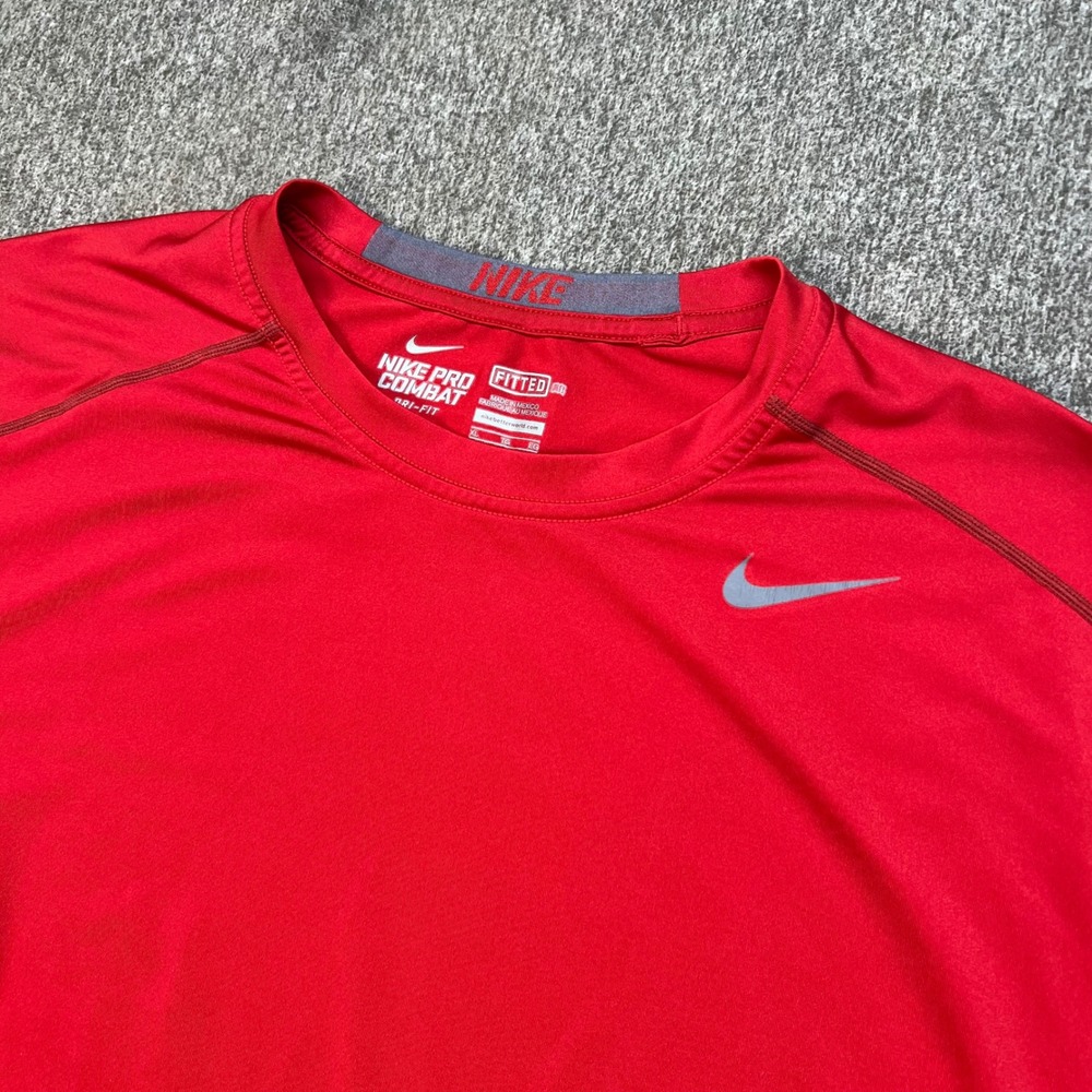 Nike Pro Combat Dri-FIT Mens XL Red Long Sleeve Fitted Training Shirt 449788-649